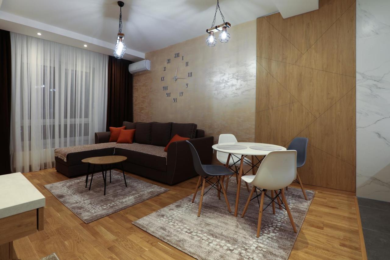 Apartment Promenada Avenija Новий Сад Екстер'єр фото